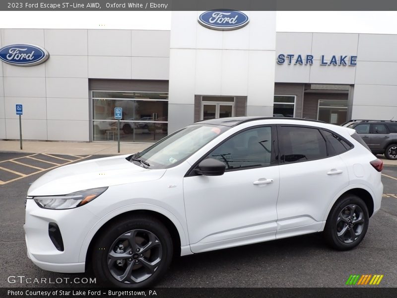 Oxford White / Ebony 2023 Ford Escape ST-Line AWD