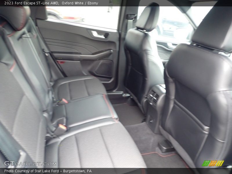 Oxford White / Ebony 2023 Ford Escape ST-Line AWD