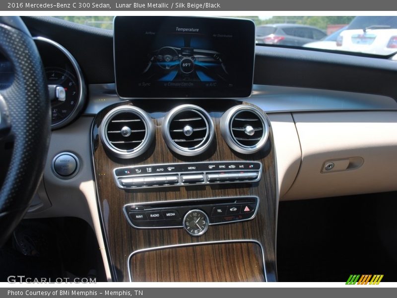 Lunar Blue Metallic / Silk Beige/Black 2016 Mercedes-Benz C 300 Sedan