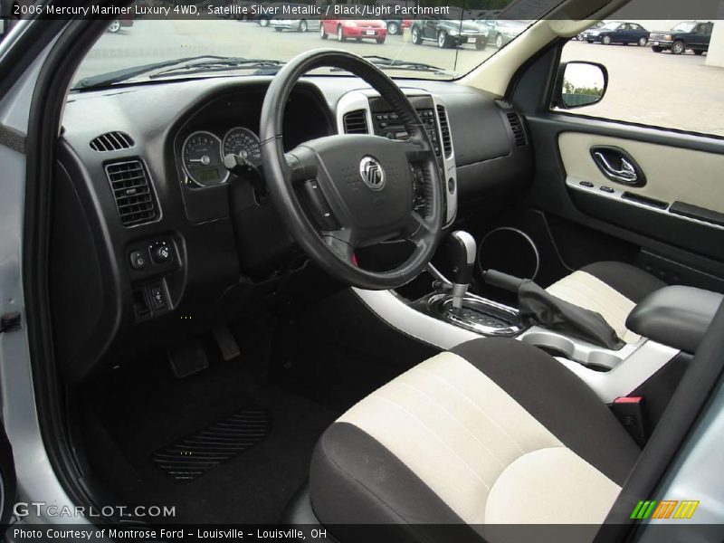 Satellite Silver Metallic / Black/Light Parchment 2006 Mercury Mariner Luxury 4WD