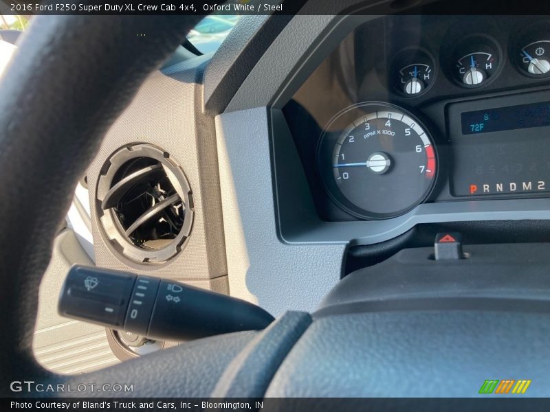 Oxford White / Steel 2016 Ford F250 Super Duty XL Crew Cab 4x4