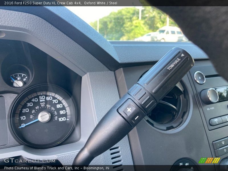 Oxford White / Steel 2016 Ford F250 Super Duty XL Crew Cab 4x4