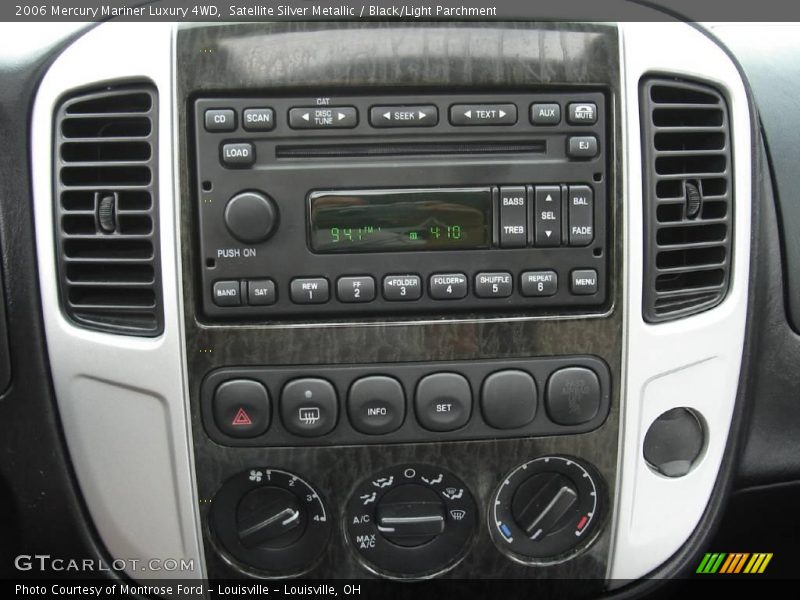 Satellite Silver Metallic / Black/Light Parchment 2006 Mercury Mariner Luxury 4WD
