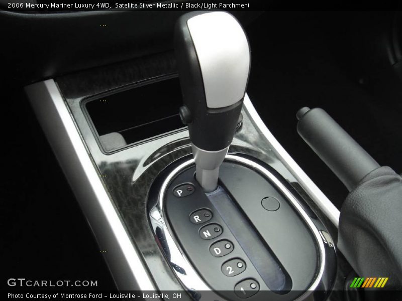Satellite Silver Metallic / Black/Light Parchment 2006 Mercury Mariner Luxury 4WD