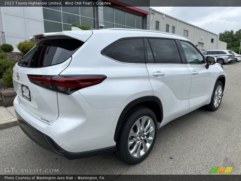 Wind Chill Pearl / Graphite 2023 Toyota Highlander Limited