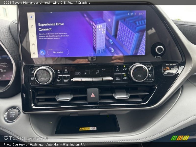 Wind Chill Pearl / Graphite 2023 Toyota Highlander Limited