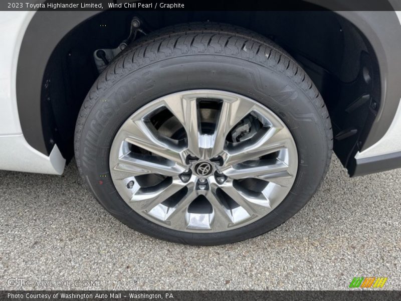 Wind Chill Pearl / Graphite 2023 Toyota Highlander Limited