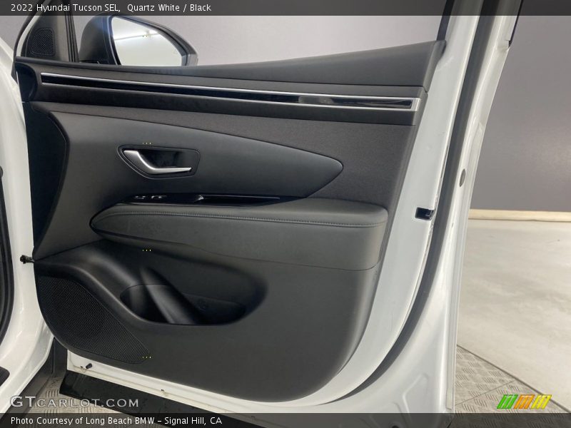 Door Panel of 2022 Tucson SEL