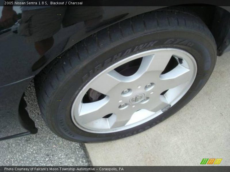 Blackout / Charcoal 2005 Nissan Sentra 1.8 S