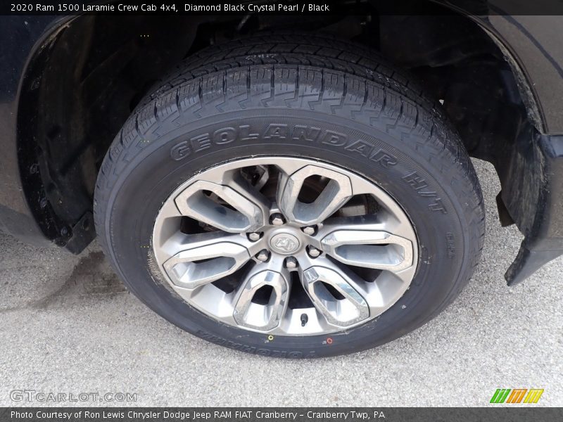 Diamond Black Crystal Pearl / Black 2020 Ram 1500 Laramie Crew Cab 4x4