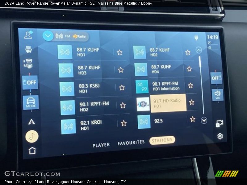 Controls of 2024 Range Rover Velar Dynamic HSE