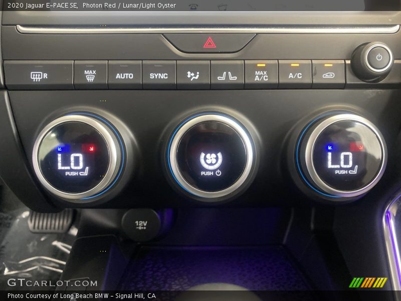 Photon Red / Lunar/Light Oyster 2020 Jaguar E-PACE SE