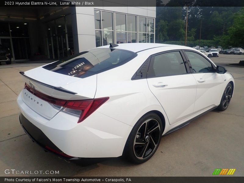 Lunar White / Black 2023 Hyundai Elantra N-Line