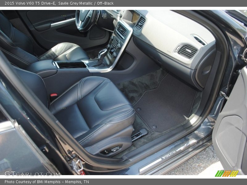 Savile Grey Metallic / Off-Black 2015 Volvo V60 T5 Drive-E