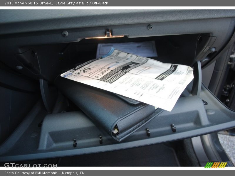 Savile Grey Metallic / Off-Black 2015 Volvo V60 T5 Drive-E