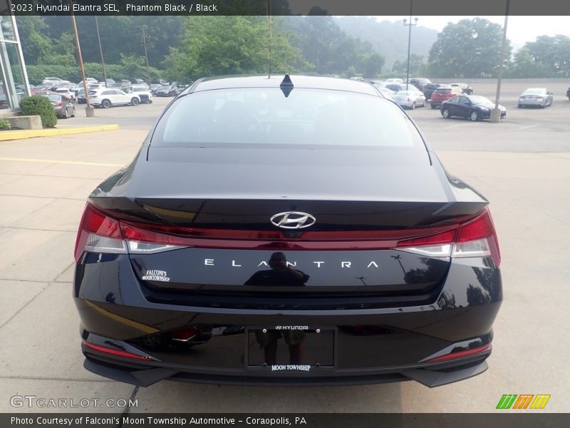 Phantom Black / Black 2023 Hyundai Elantra SEL