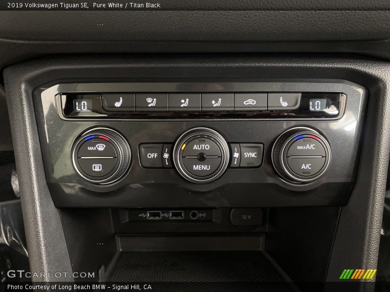Controls of 2019 Tiguan SE