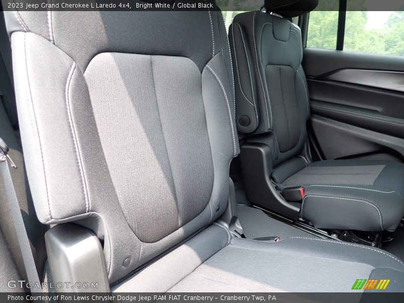 Bright White / Global Black 2023 Jeep Grand Cherokee L Laredo 4x4