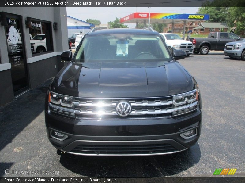 Deep Black Pearl / Titan Black 2019 Volkswagen Atlas SEL 4Motion
