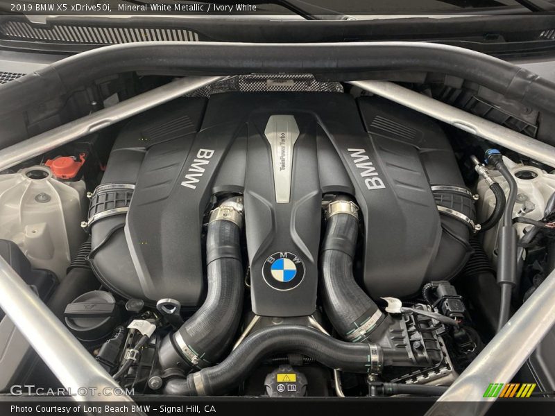 Mineral White Metallic / Ivory White 2019 BMW X5 xDrive50i