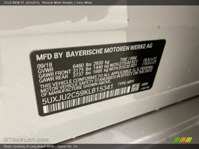 Mineral White Metallic / Ivory White 2019 BMW X5 xDrive50i