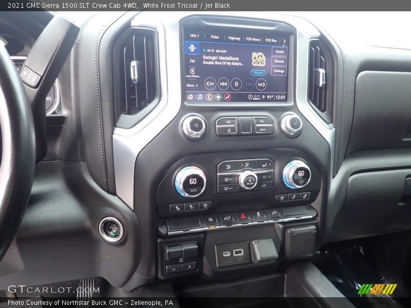 Controls of 2021 Sierra 1500 SLT Crew Cab 4WD