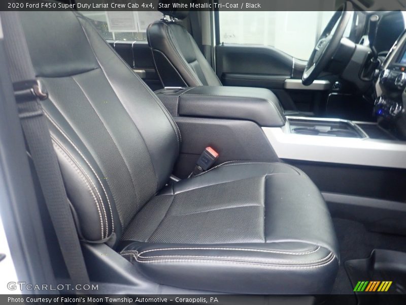 Front Seat of 2020 F450 Super Duty Lariat Crew Cab 4x4
