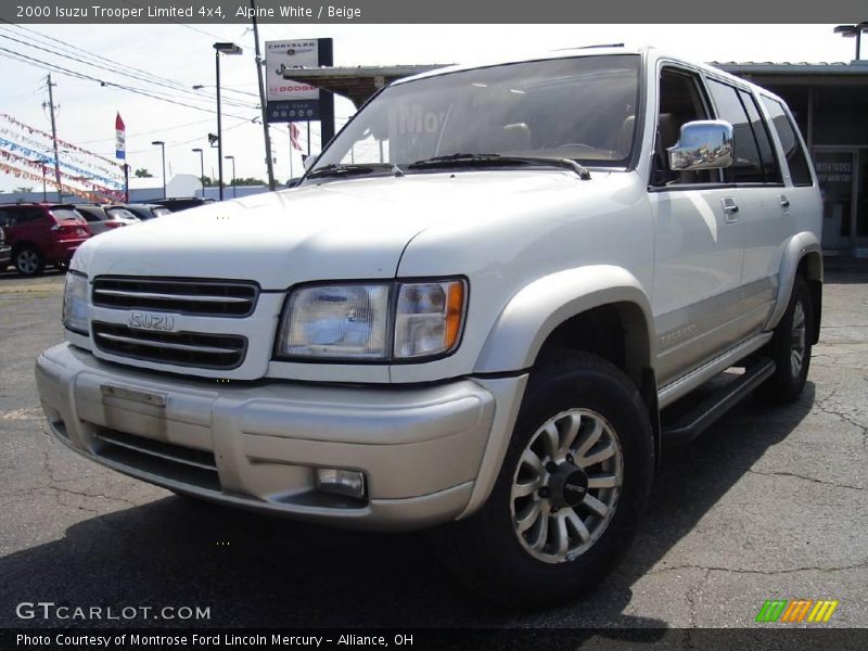 Alpine White / Beige 2000 Isuzu Trooper Limited 4x4