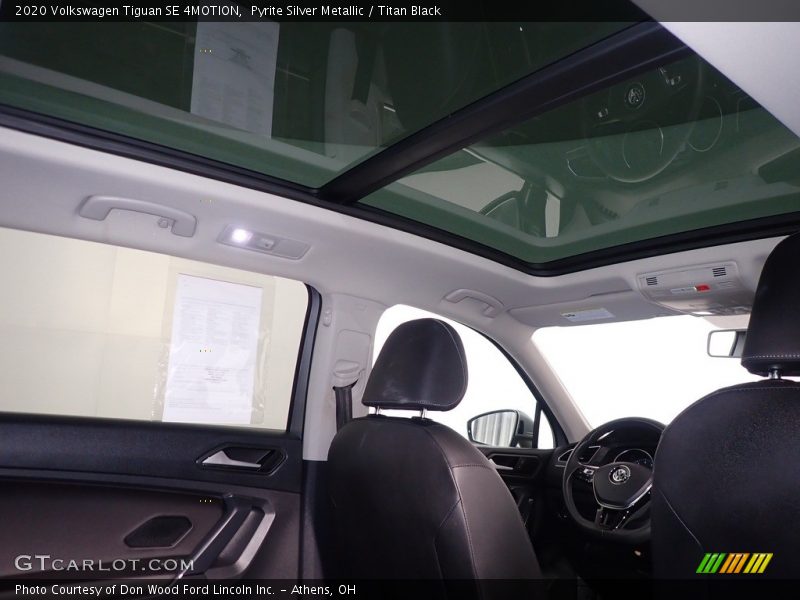 Pyrite Silver Metallic / Titan Black 2020 Volkswagen Tiguan SE 4MOTION