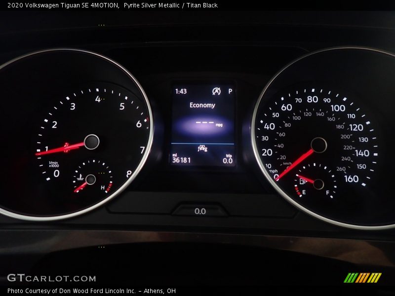 Pyrite Silver Metallic / Titan Black 2020 Volkswagen Tiguan SE 4MOTION