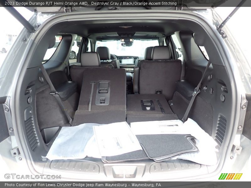  2023 Durango R/T Hemi Orange AWD Trunk