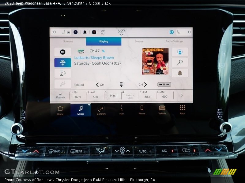 Silver Zynith / Global Black 2023 Jeep Wagoneer Base 4x4