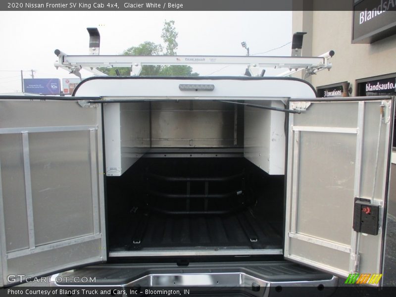 Glacier White / Beige 2020 Nissan Frontier SV King Cab 4x4