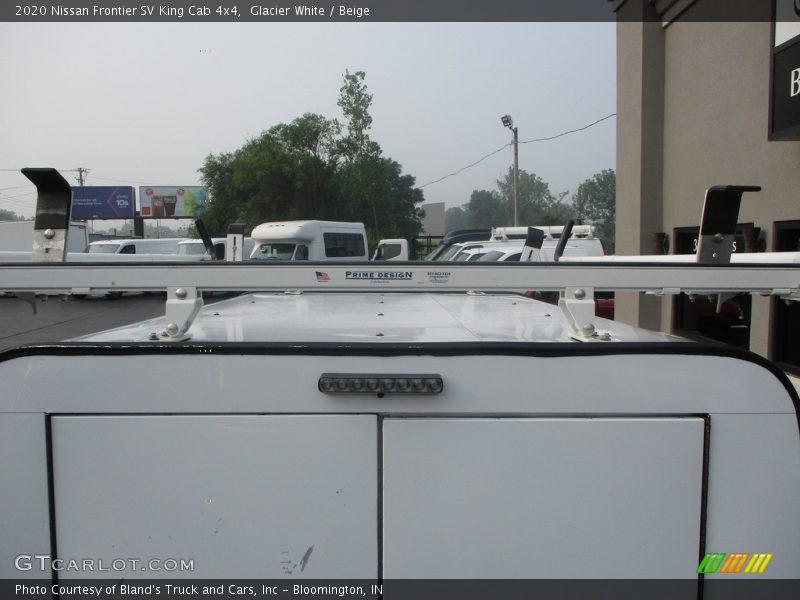 Glacier White / Beige 2020 Nissan Frontier SV King Cab 4x4