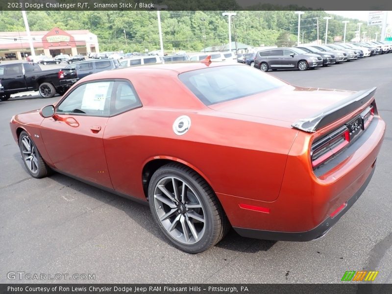 Sinamon Stick / Black 2023 Dodge Challenger R/T