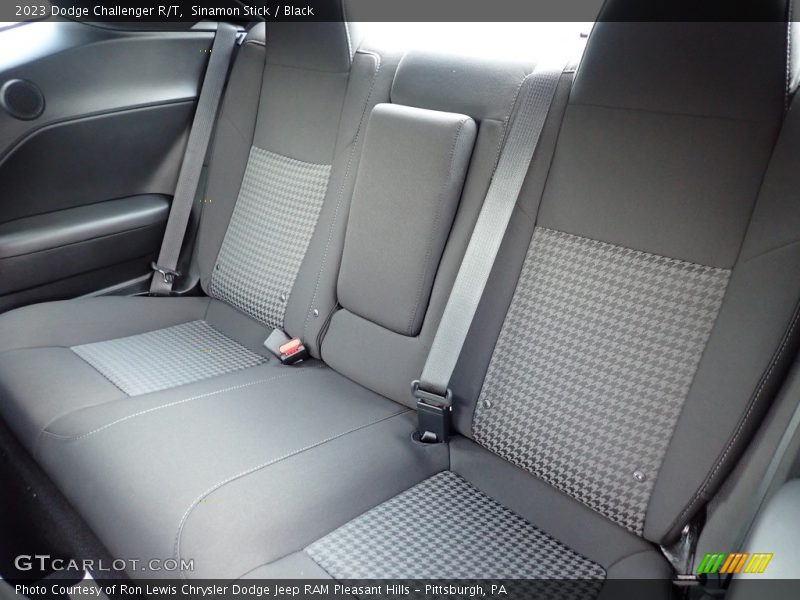 Sinamon Stick / Black 2023 Dodge Challenger R/T