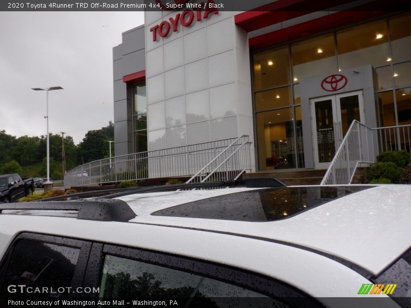 Super White / Black 2020 Toyota 4Runner TRD Off-Road Premium 4x4