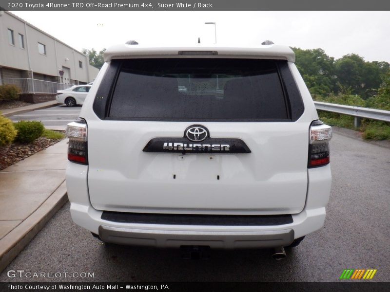 Super White / Black 2020 Toyota 4Runner TRD Off-Road Premium 4x4