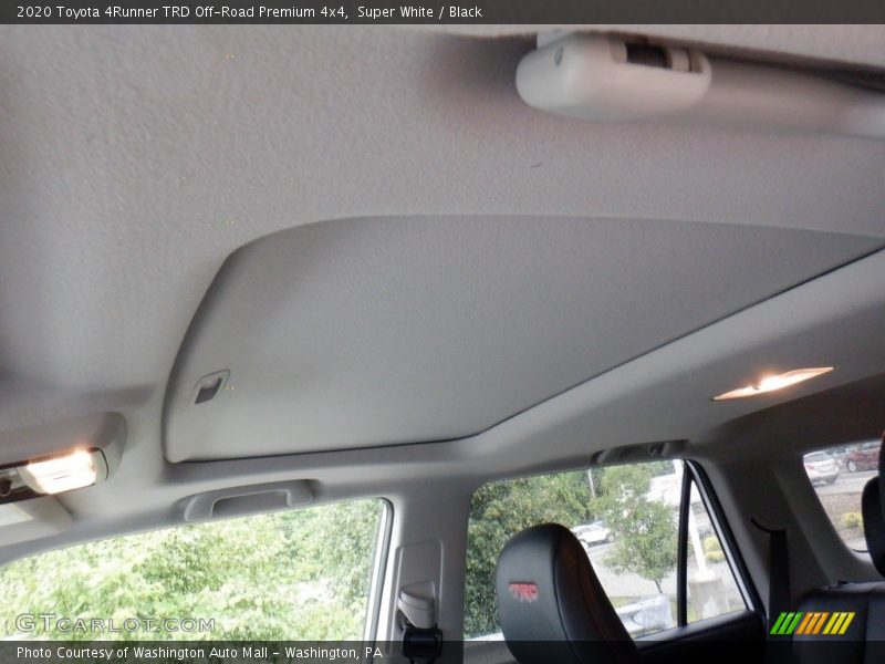 Super White / Black 2020 Toyota 4Runner TRD Off-Road Premium 4x4