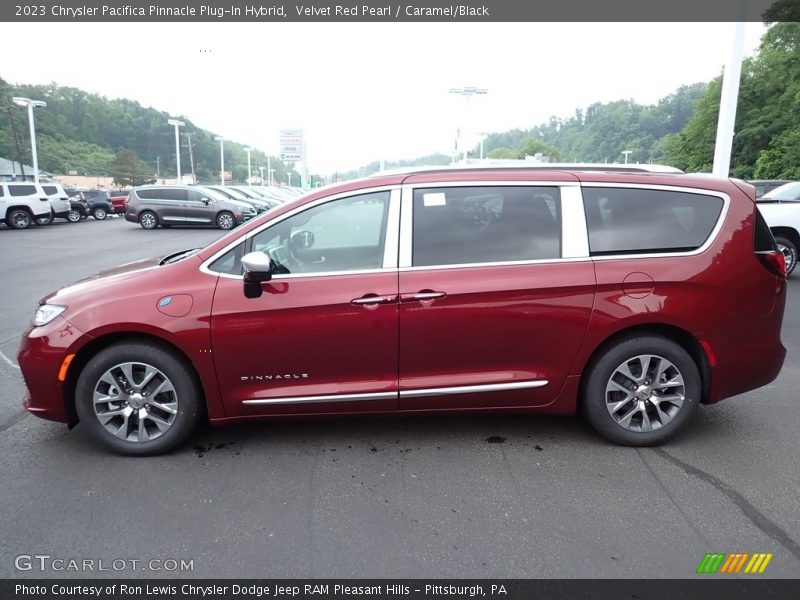  2023 Pacifica Pinnacle Plug-In Hybrid Velvet Red Pearl