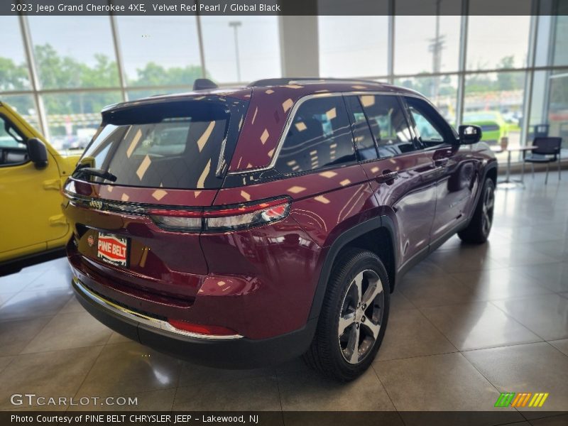 Velvet Red Pearl / Global Black 2023 Jeep Grand Cherokee 4XE