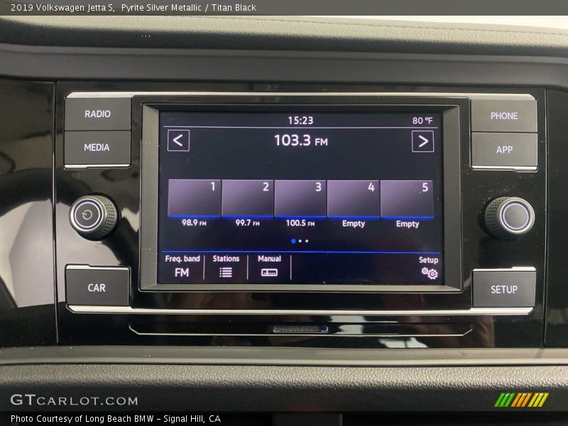 Audio System of 2019 Jetta S