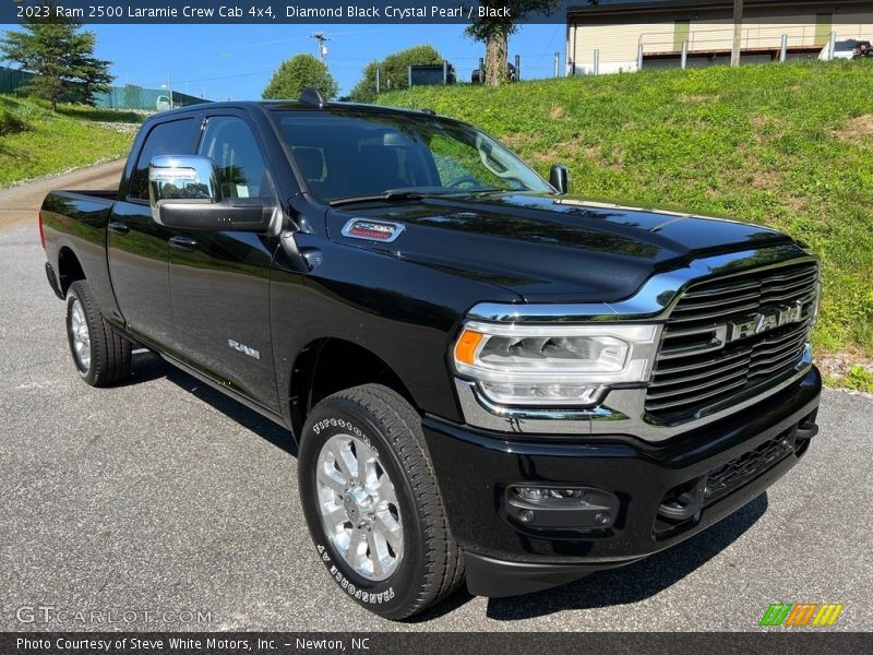 Front 3/4 View of 2023 2500 Laramie Crew Cab 4x4