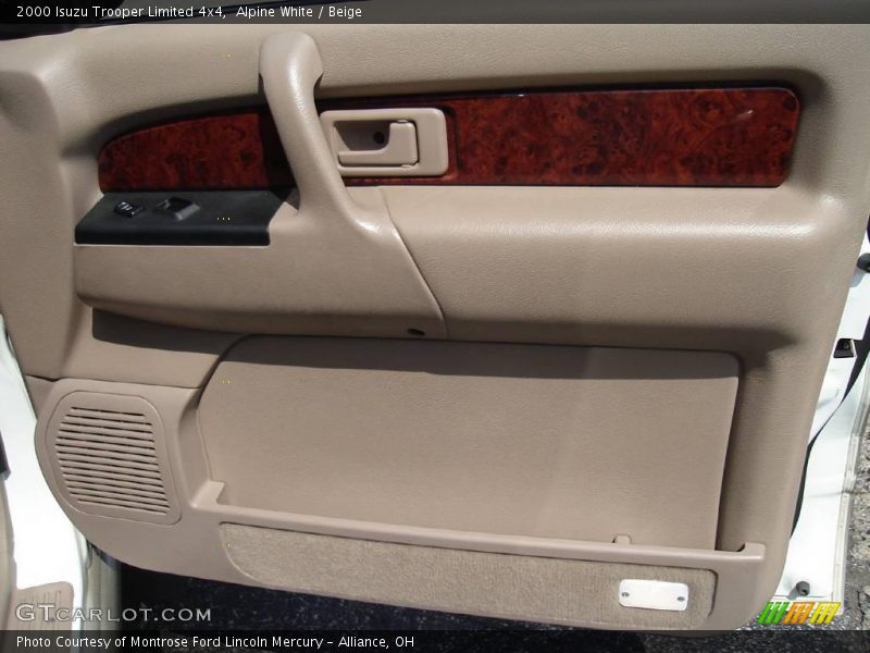 Alpine White / Beige 2000 Isuzu Trooper Limited 4x4