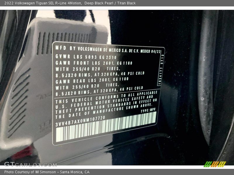 Deep Black Pearl / Titan Black 2022 Volkswagen Tiguan SEL R-Line 4Motion