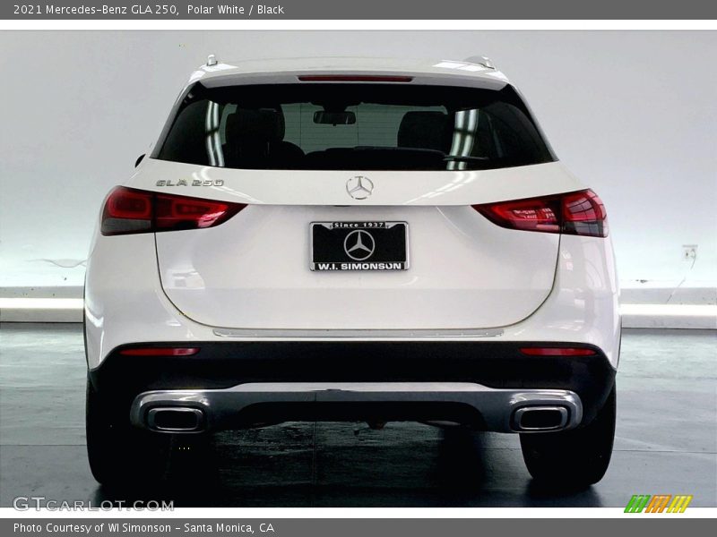 Polar White / Black 2021 Mercedes-Benz GLA 250