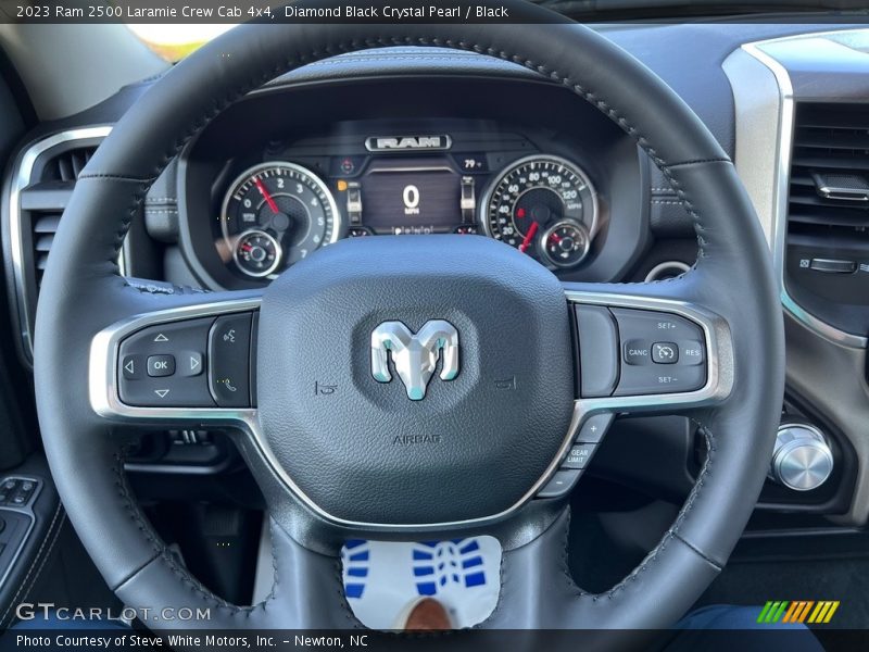  2023 2500 Laramie Crew Cab 4x4 Steering Wheel