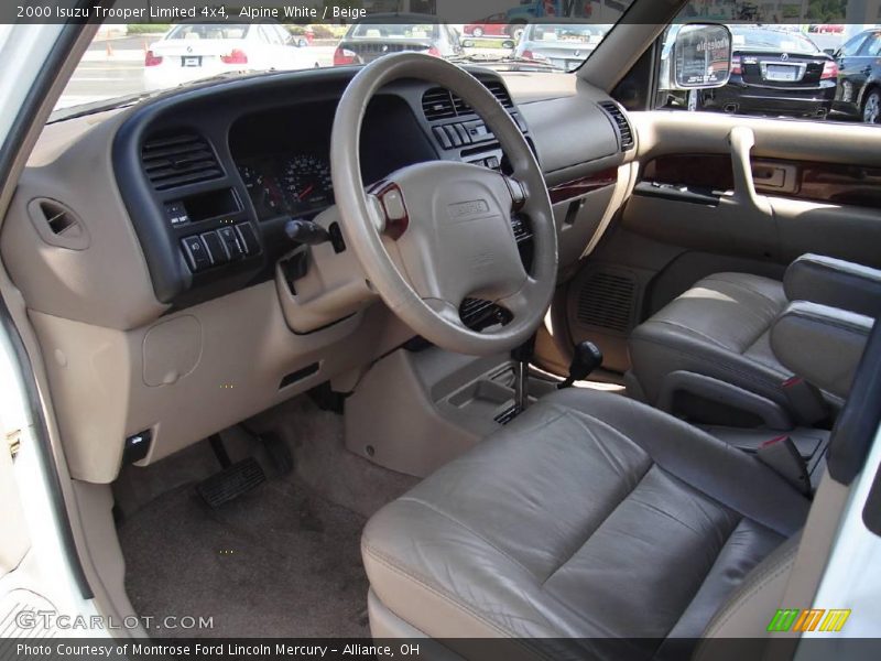 Alpine White / Beige 2000 Isuzu Trooper Limited 4x4