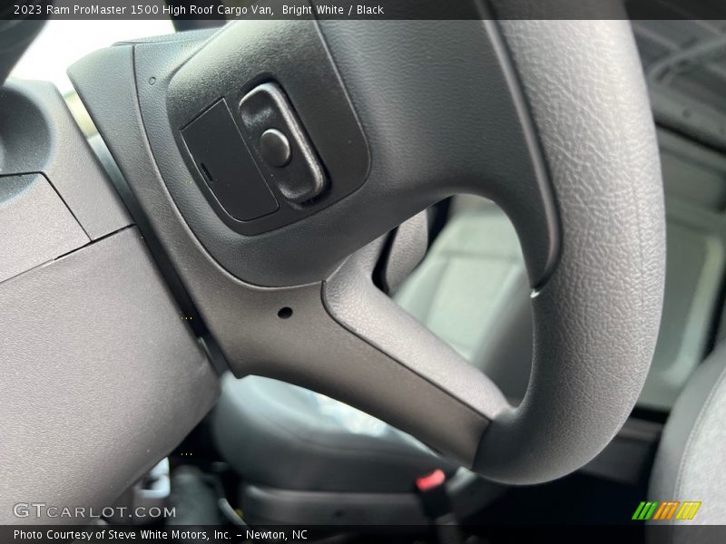 Bright White / Black 2023 Ram ProMaster 1500 High Roof Cargo Van