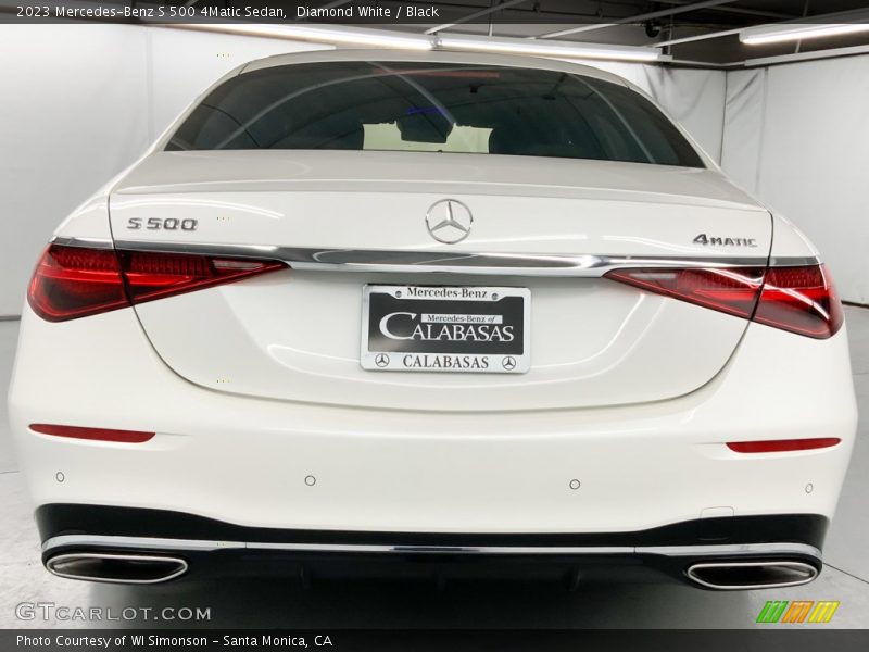 Diamond White / Black 2023 Mercedes-Benz S 500 4Matic Sedan